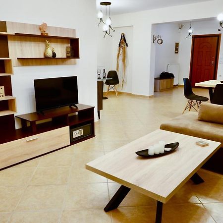 Casa Ideale 3 يميناريا المظهر الخارجي الصورة