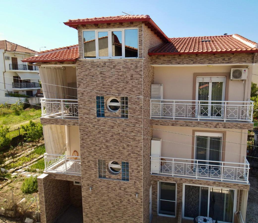 Casa Ideale 3 يميناريا المظهر الخارجي الصورة