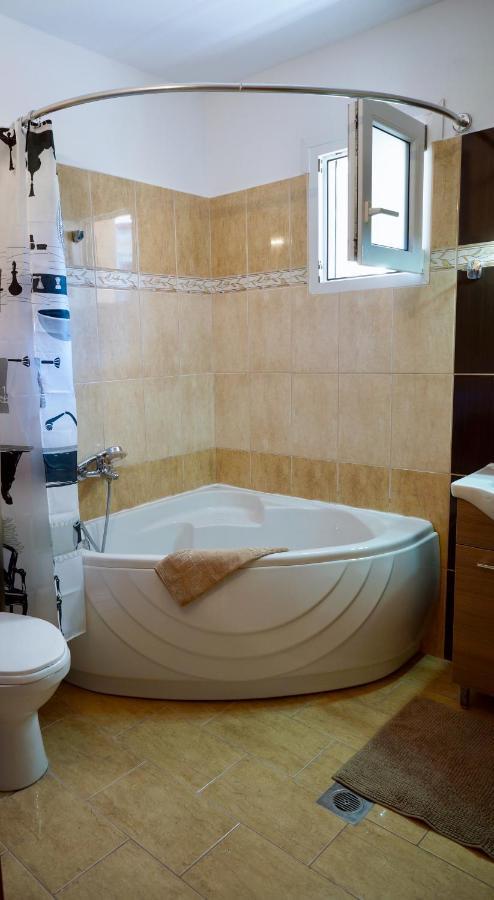 Casa Ideale 3 يميناريا المظهر الخارجي الصورة